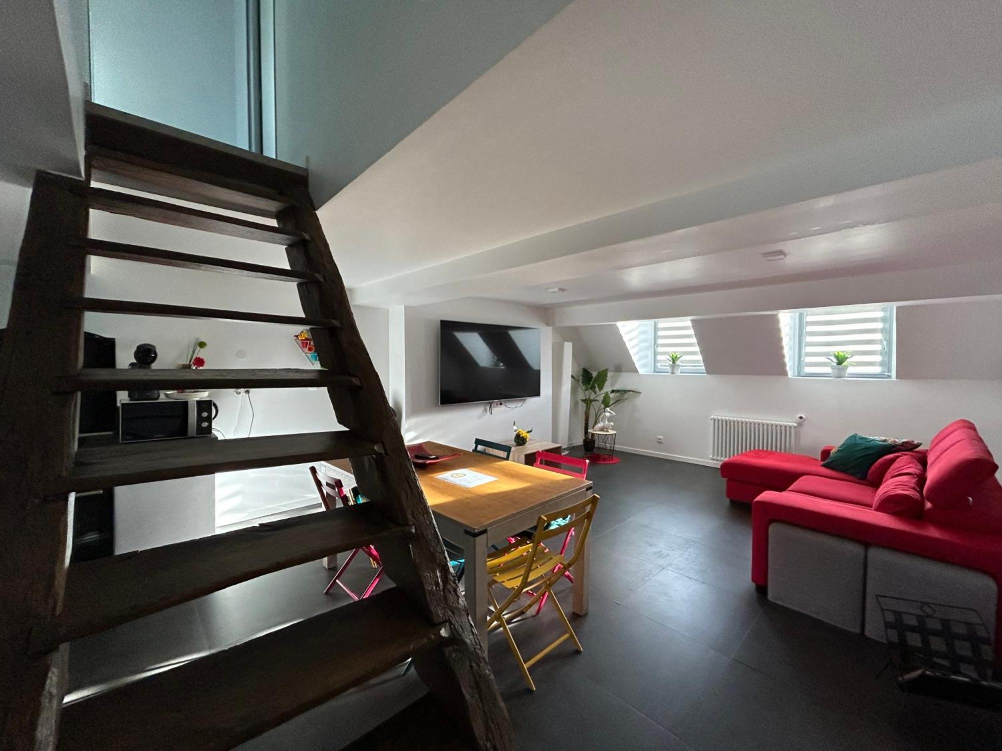 Style Tres Spacieux 4e Appartement